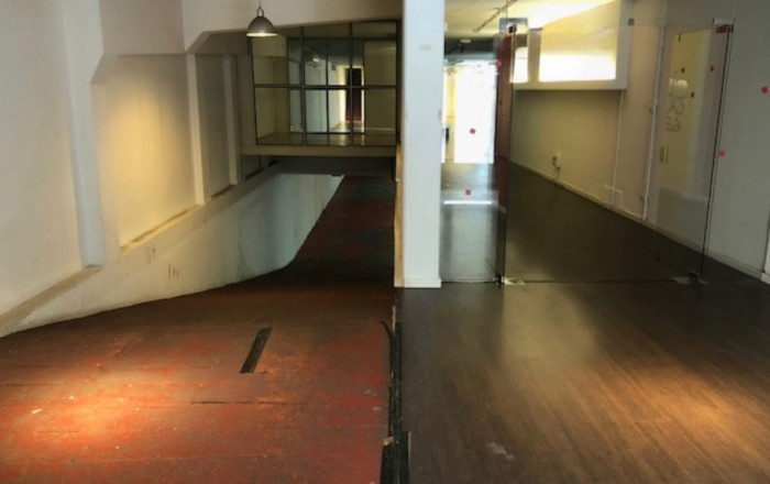 Alquiler - Local comercial -
Barcelona - Gràcia Nova