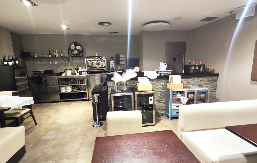 Venta - Restaurante -
Barcelona - Santa Coloma De Gramanet