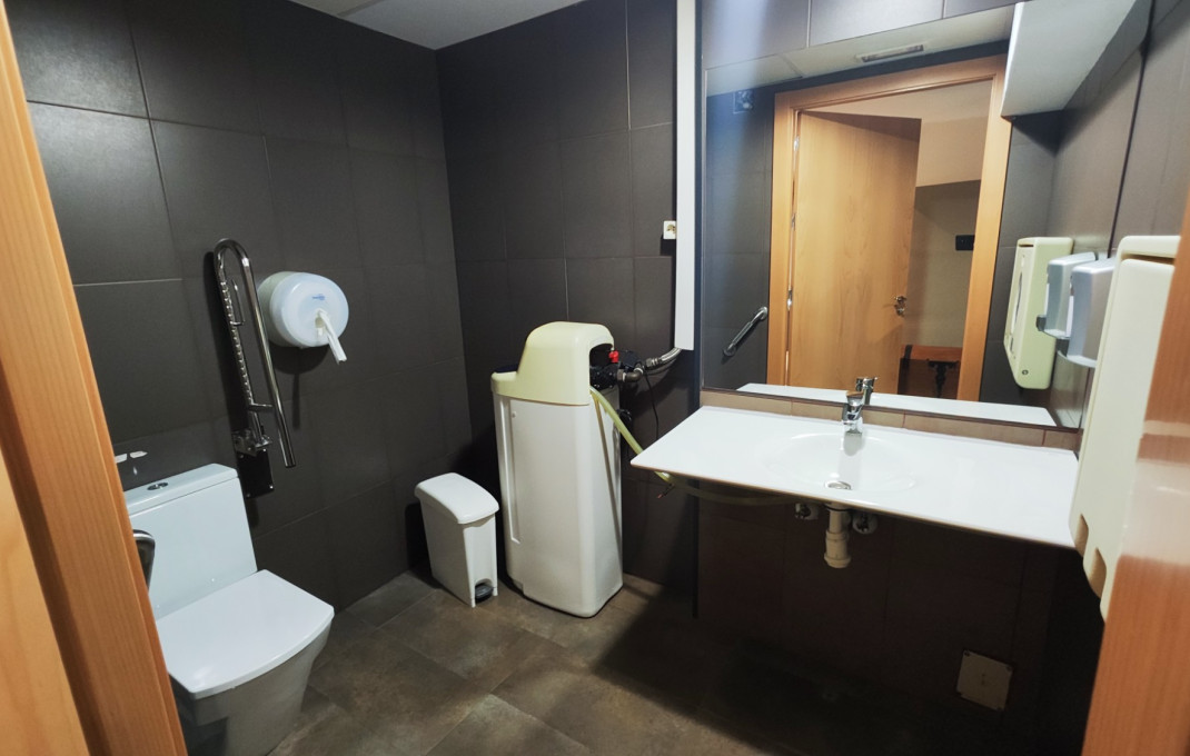 Venta - Restaurante -
Barcelona - Santa Coloma De Gramanet