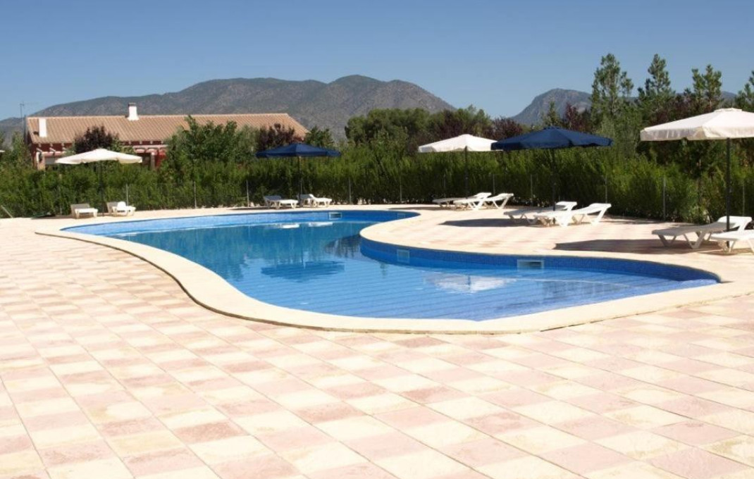 Venta - Complejos turísticos -
Murcia - Caravaca de la Cruz