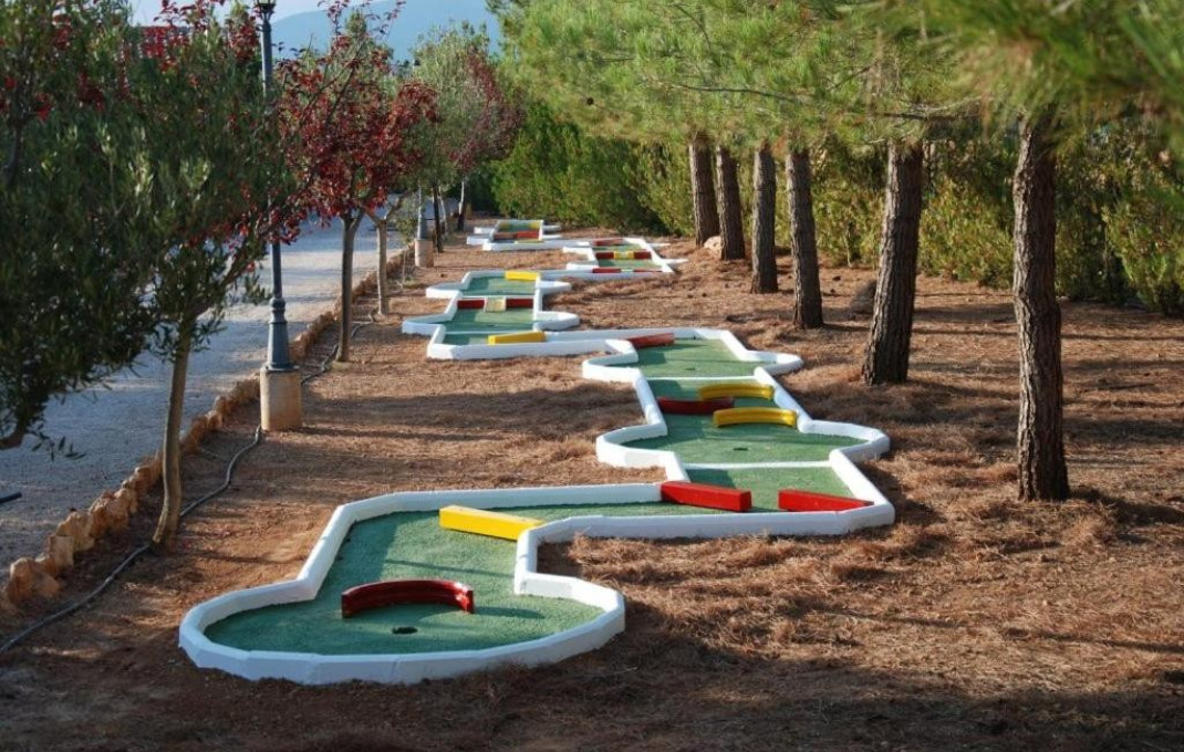 Venta - Complejos turísticos -
Murcia - Caravaca de la Cruz