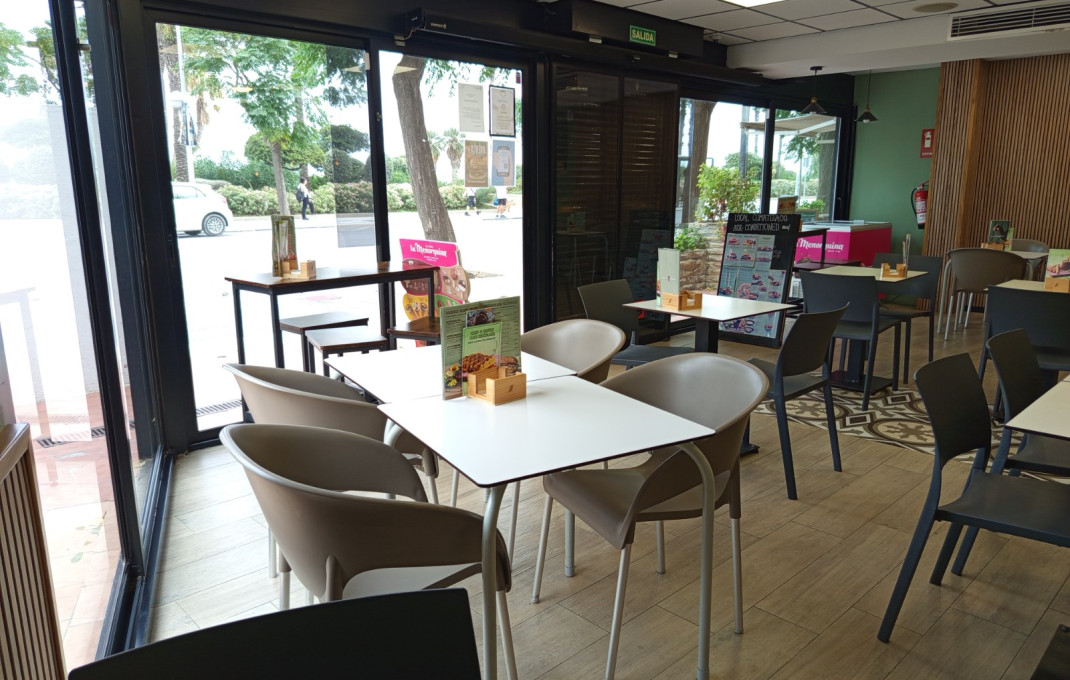 Transfert - Bar-Cafeteria -
Vila Seca - La Pineda