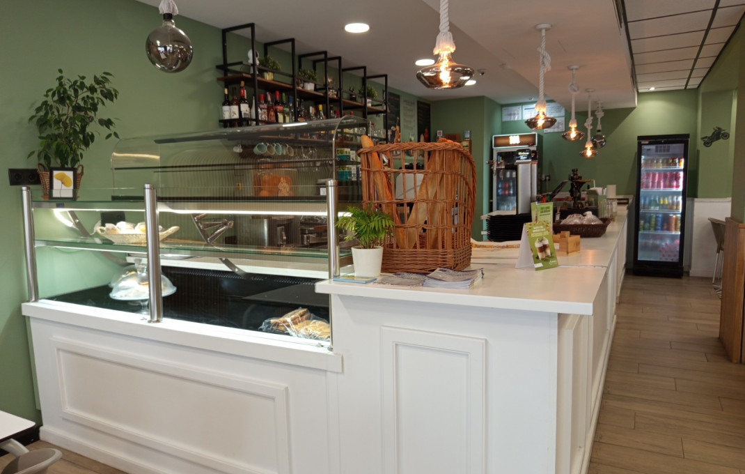 Transfert - Bar-Cafeteria -
Vila Seca - La Pineda