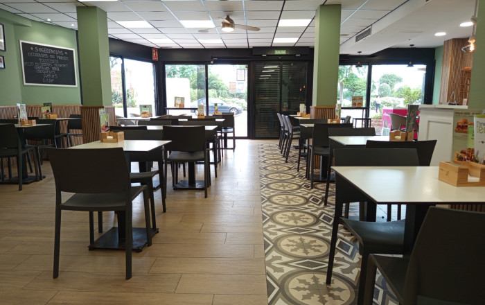 Transfert - Bar-Cafeteria -
Vila Seca - La Pineda