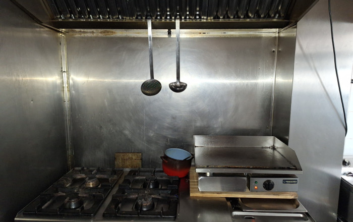 Transfer - Bar Restaurante -
Barcelona - Poble Sec-montjuïc