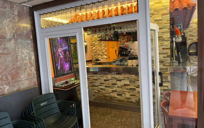 Transfert - Bar Restaurante -
Barcelona - Clot