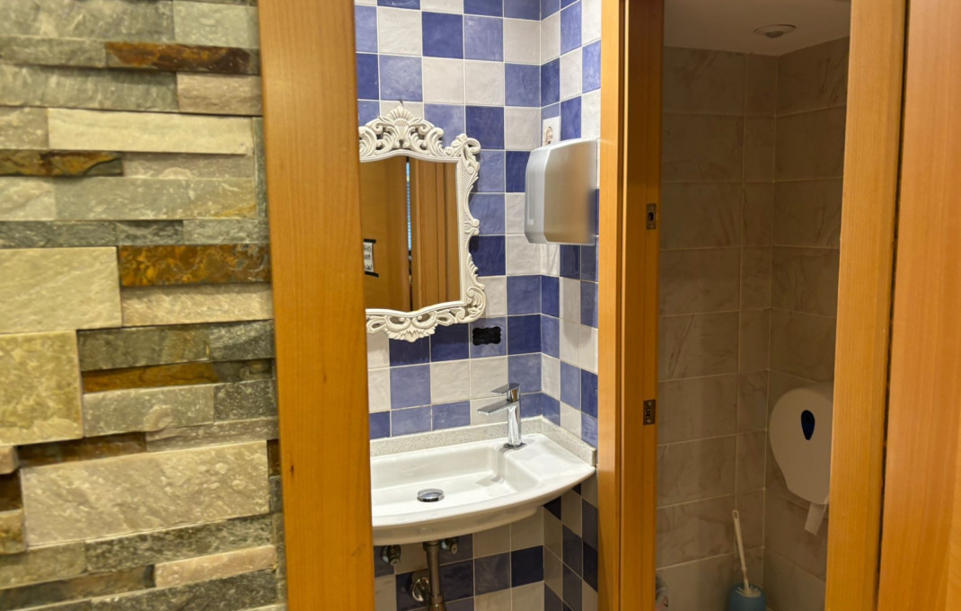 Transfert - Bar Restaurante -
Barcelona - Clot