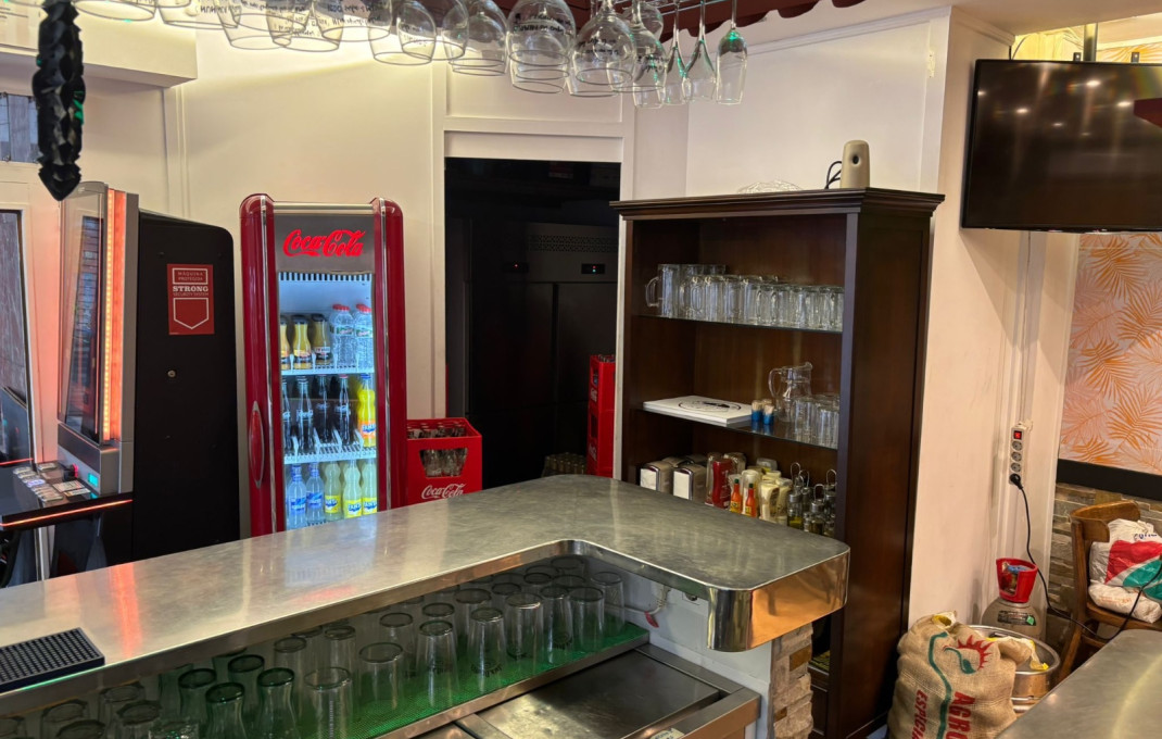 Transfert - Bar Restaurante -
Barcelona - Clot