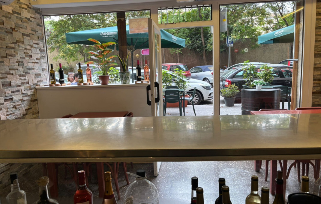 Transfert - Bar Restaurante -
Barcelona - Clot