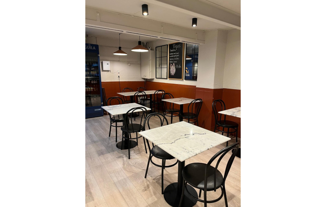 Traspaso - Bar Restaurante -
Barcelona - Eixample Derecho