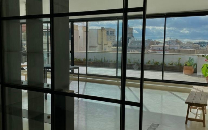 Rental - Local comercial -
Barcelona - Eixample Derecho