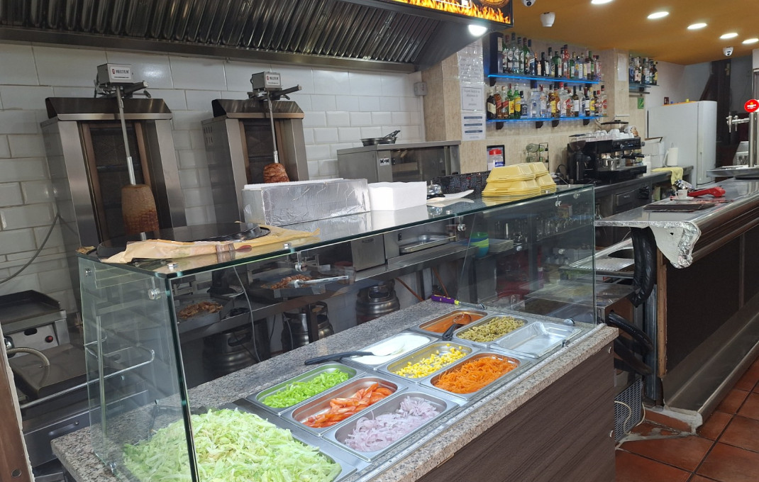 Traspaso - Bar Restaurante -
Barcelona - Sants