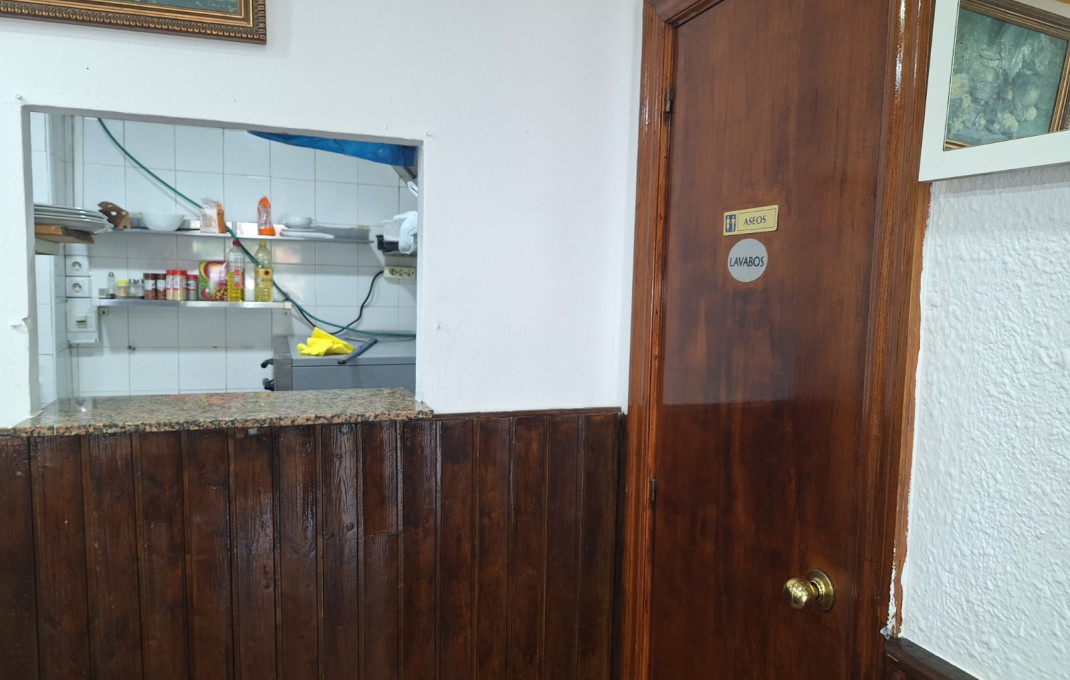 Traspaso - Bar Restaurante -
Barcelona - Sants