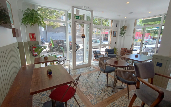 Transfer - Bar Restaurante -
Barcelona - Poblenou