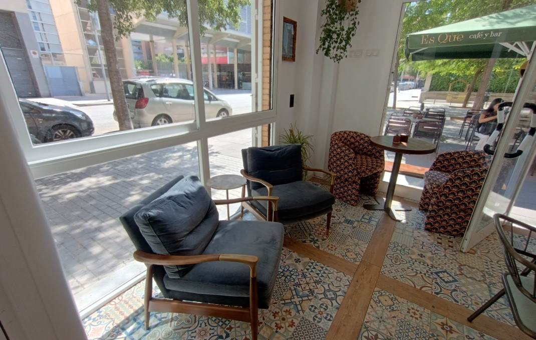 Transfer - Bar Restaurante -
Barcelona - Poblenou