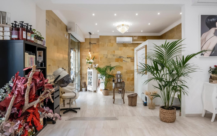 Traspaso - Peluquerias y Estetica -
Barcelona - Sarria-Sant Gervasi