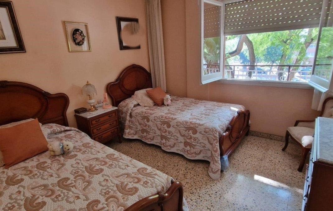 Venta - Piso -
Barcelona - Nou Barris