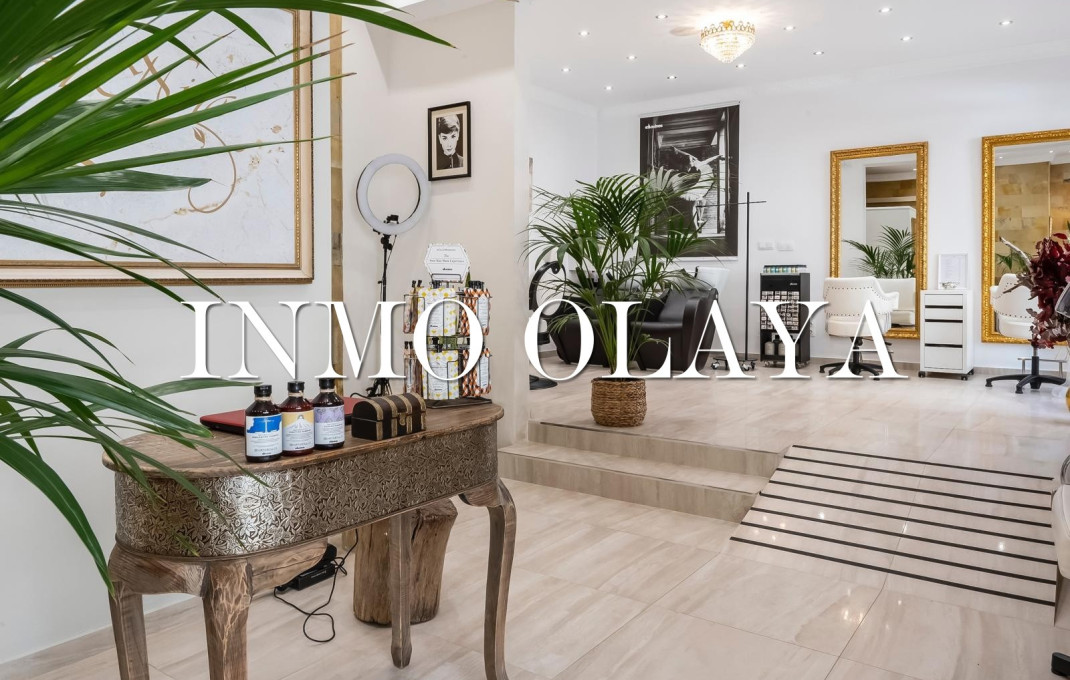 Traspaso - Peluquerias y Estetica -
Barcelona - Sarria-Sant Gervasi