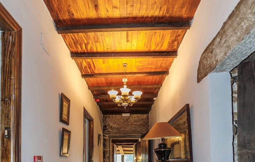 Revente - Hoteles -
Lugo