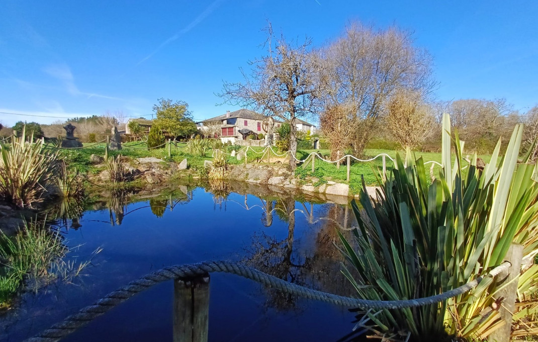 Revente - Hoteles -
Lugo