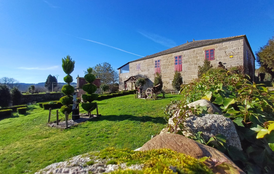 Revente - Hoteles -
Lugo