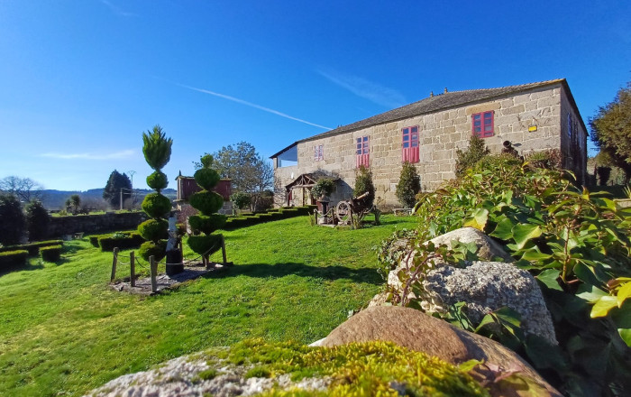 Revente - Hoteles -
Lugo