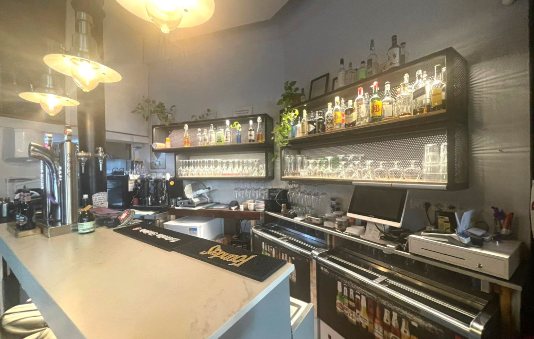 Traspaso - Bar Restaurante -
Barcelona - Eixample Derecho