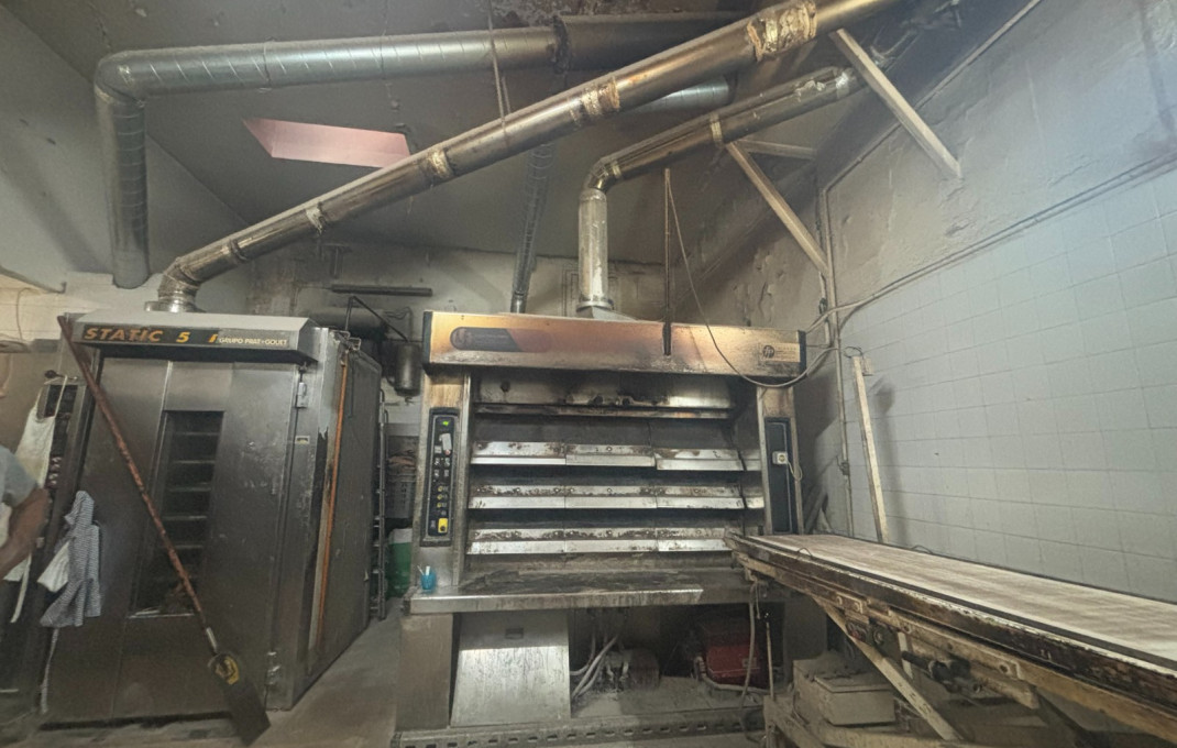 Traspaso - Obradores y/o Panaderias -
Barcelona - Nou Barris