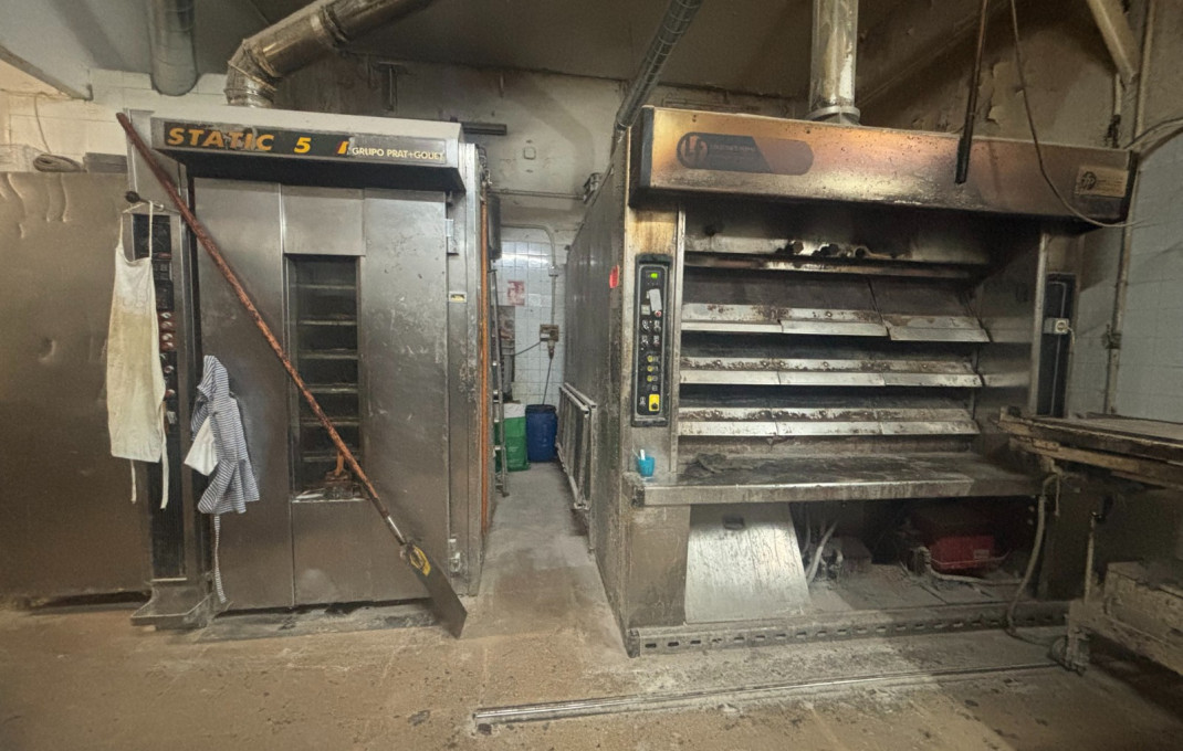 Traspaso - Obradores y/o Panaderias -
Barcelona - Nou Barris