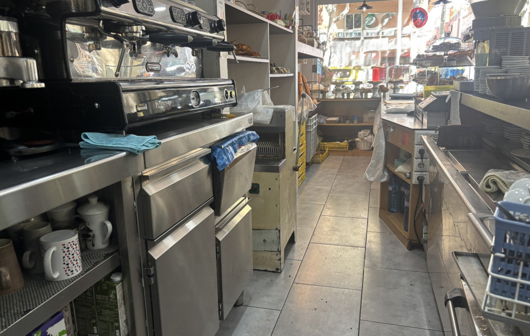 Traspaso - Obradores y/o Panaderias -
Barcelona - Nou Barris