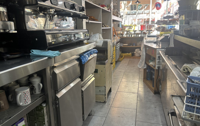 Traspaso - Obradores y/o Panaderias -
Barcelona - Nou Barris