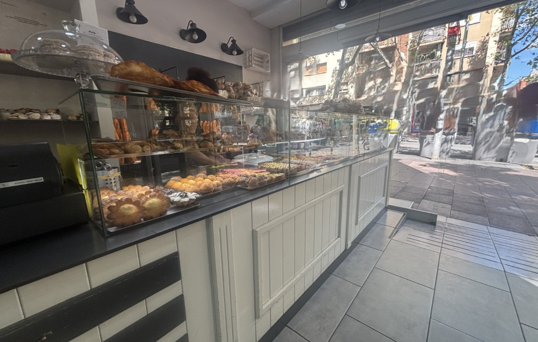 Traspaso - Obradores y/o Panaderias -
Barcelona - Nou Barris