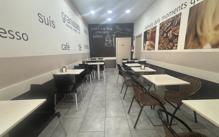 Traspaso - Obradores y/o Panaderias -
Barcelona - Nou Barris