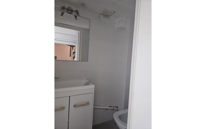 Alquiler - Local comercial -
Barcelona - Gràcia