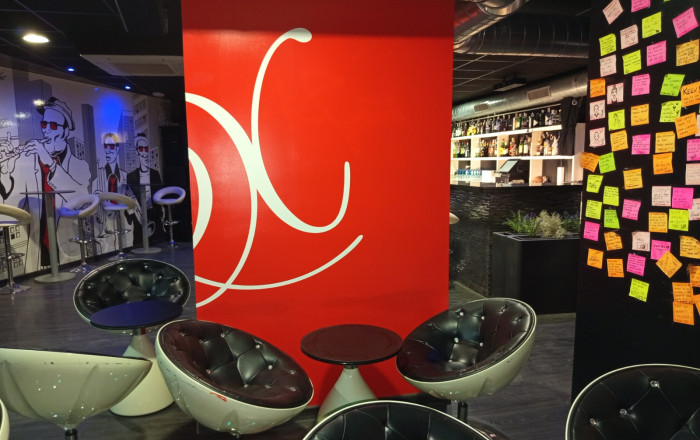 Venta - Bar Copas Musical -
Roda de Barà