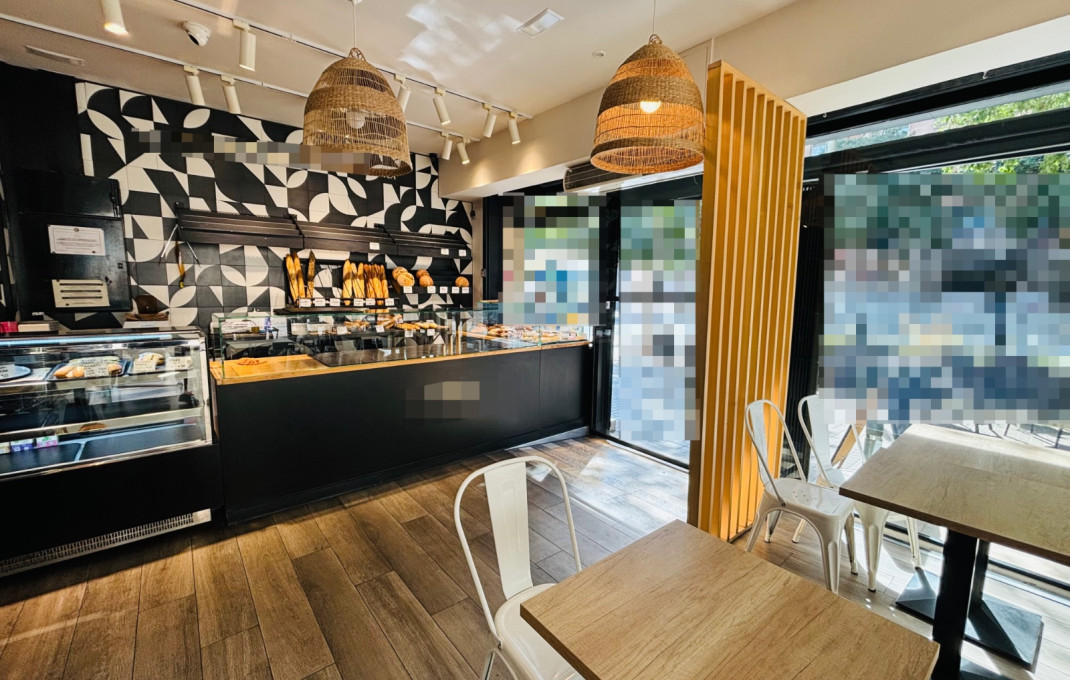 Traspaso - Obradores y/o Panaderias -
Barcelona - Sant Martí