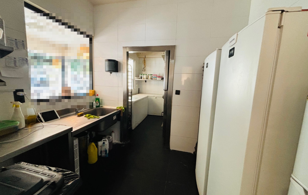 Traspaso - Obradores y/o Panaderias -
Barcelona - Sant Martí