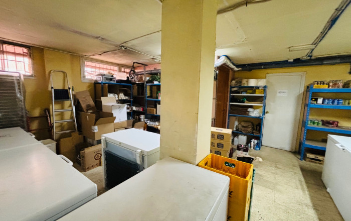 Traspaso - Obradores y/o Panaderias -
Barcelona - Sant Martí