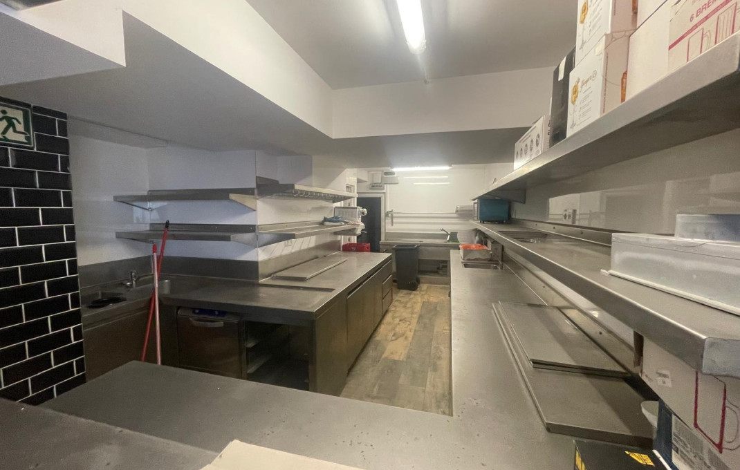 Venta - Bar Restaurante -
Badalona