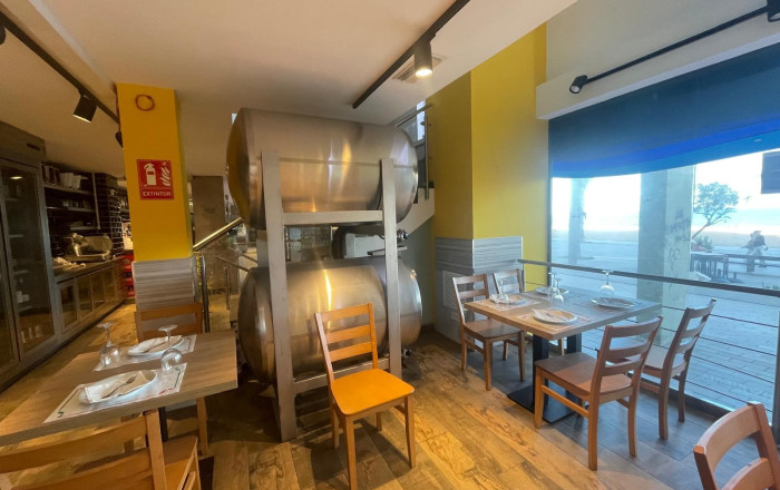 Venta - Bar Restaurante -
Badalona