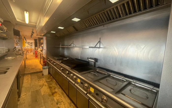 Venta - Bar Restaurante -
Badalona