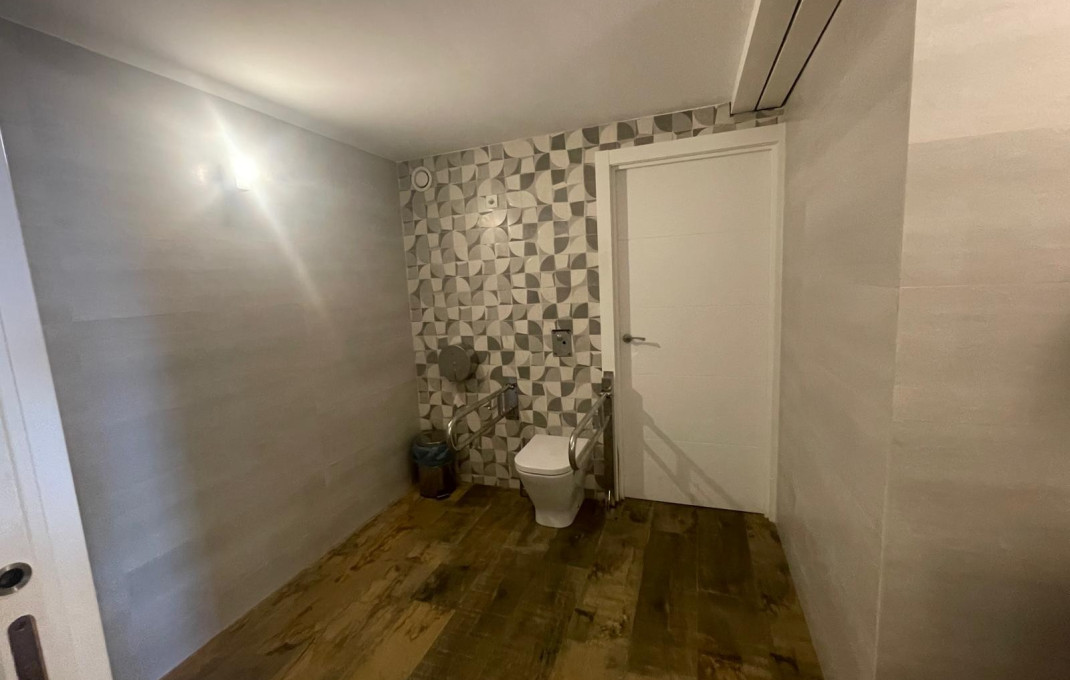 Venta - Bar Restaurante -
Badalona