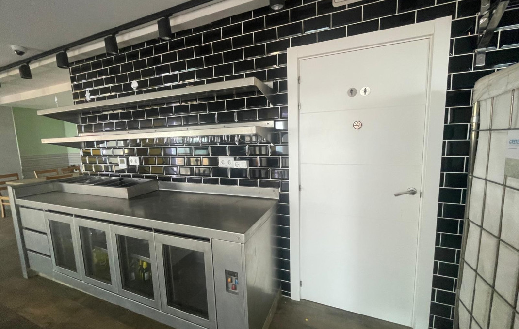 Venta - Bar Restaurante -
Badalona