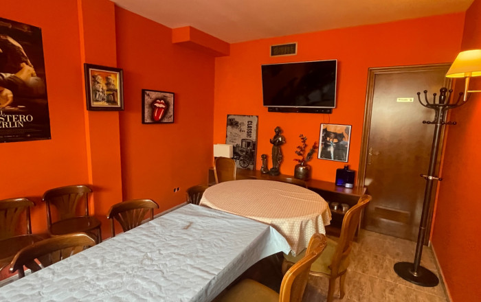 Traspaso - Bar-Cafeteria -
L'Hospitalet de Llobregat - Centre