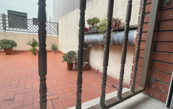 Traspaso - Bar-Cafeteria -
L'Hospitalet de Llobregat - Centre