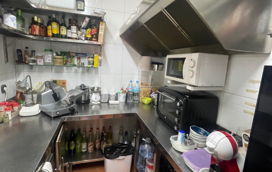 Traspaso - Bar-Cafeteria -
L'Hospitalet de Llobregat - Centre