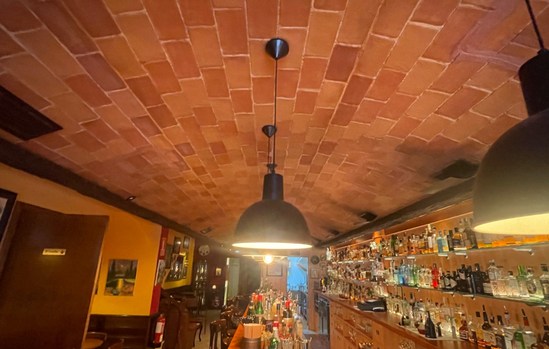 Traspaso - Bar-Cafeteria -
L'Hospitalet de Llobregat - Centre