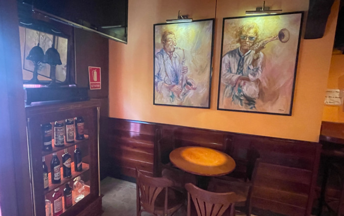 Traspaso - Bar-Cafeteria -
L'Hospitalet de Llobregat - Centre