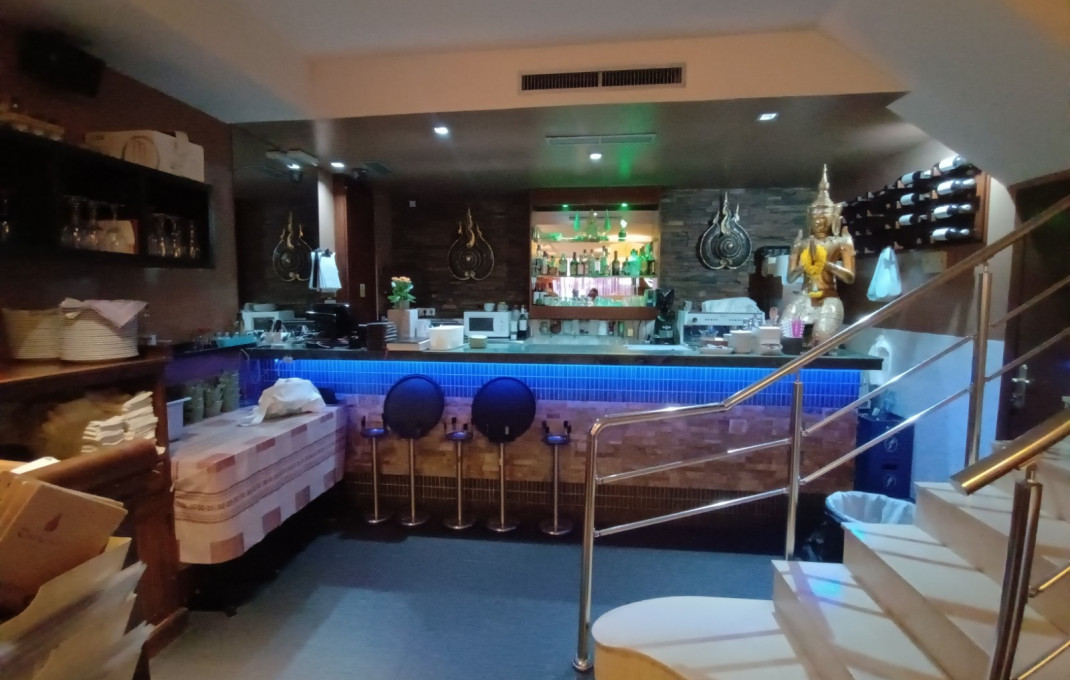 Traspaso - Restaurante -
Barcelona - Gràcia