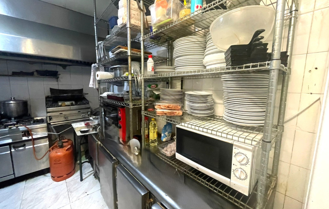 Traspaso - Bar Restaurante -
Barcelona - Gràcia